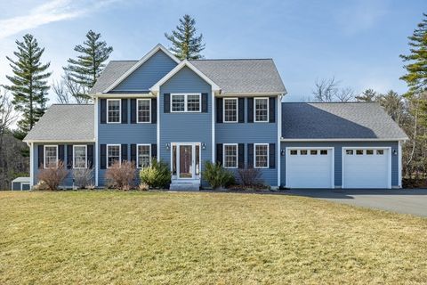 6 Butterfly Ln Lunenburg MA 01462