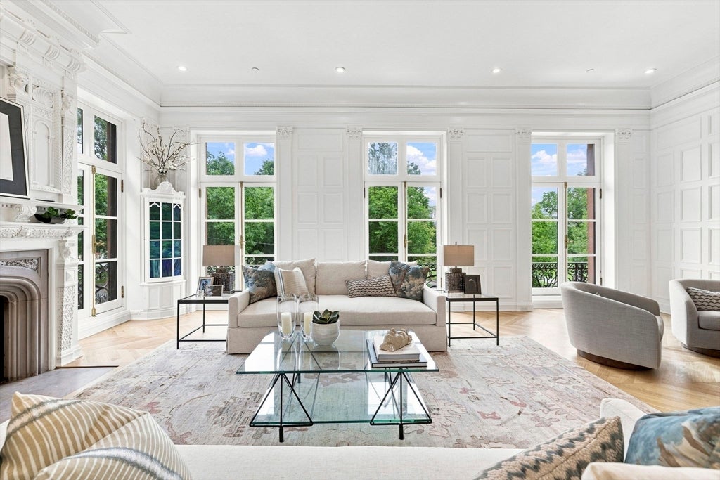 46 Beacon Street 4