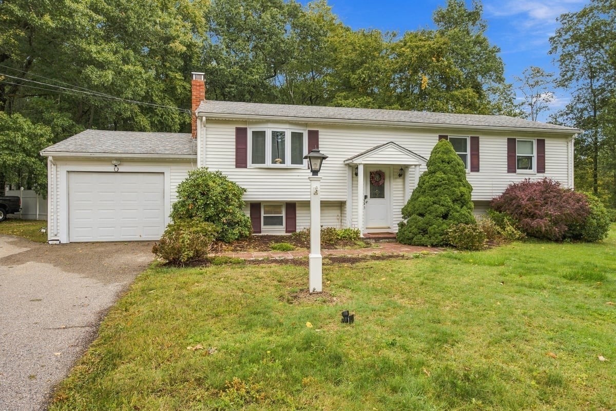 342 Woodland Drive, Hanover, MA, 342 Woodland Drive, Hanover, MA Photo #2