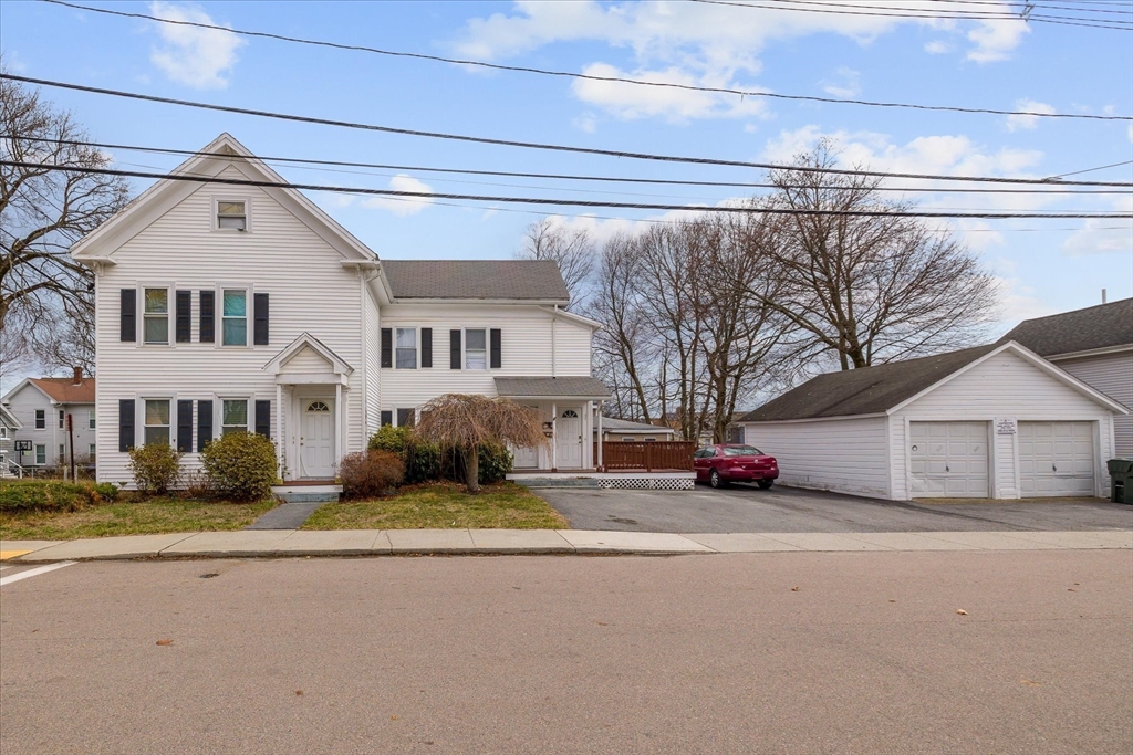 31-33 Howland St