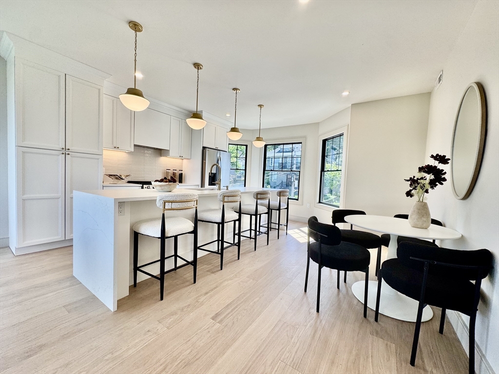142 Metropolitan PH