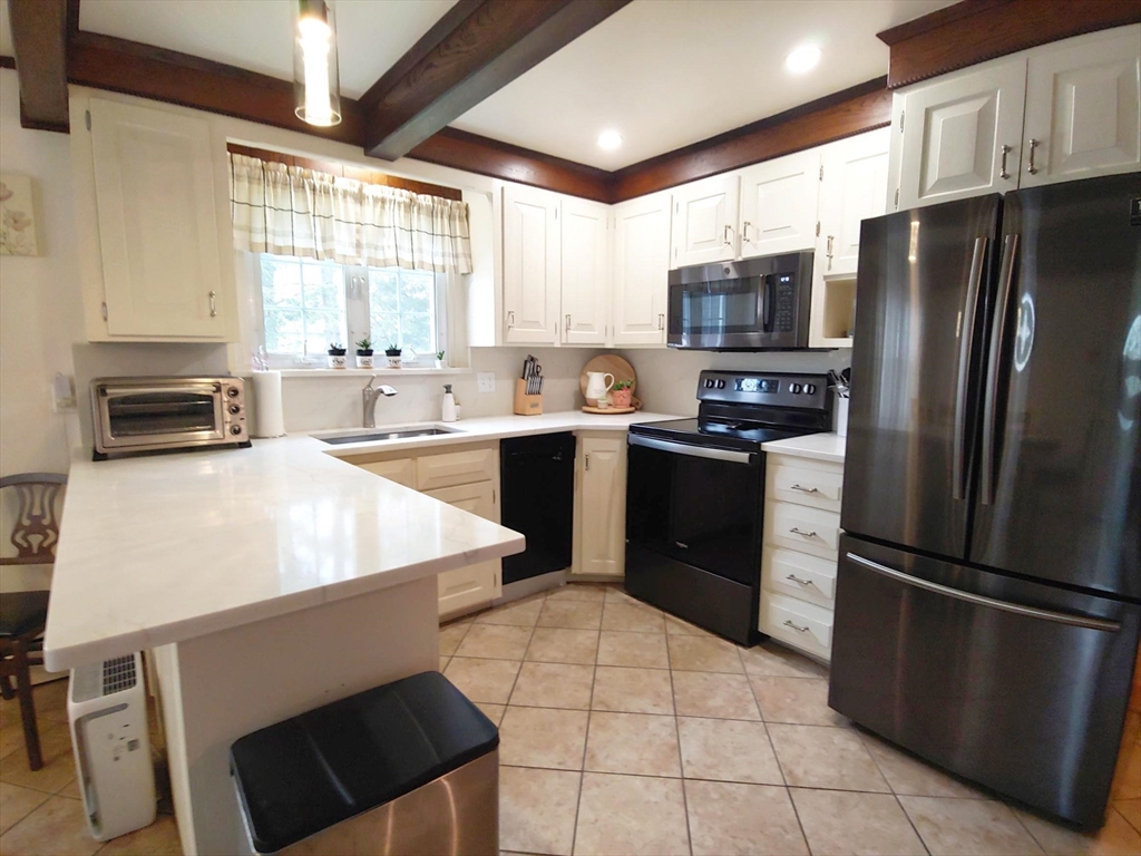 39 Elvira St, Bellingham, MA, 39 Elvira St, Bellingham, MA Photo #8
