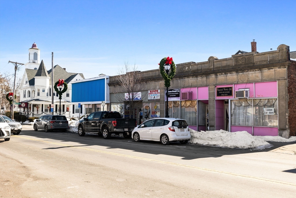 697-705 Salem Street