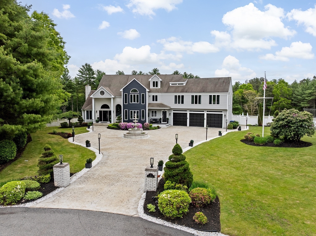 4 Lantern Ln