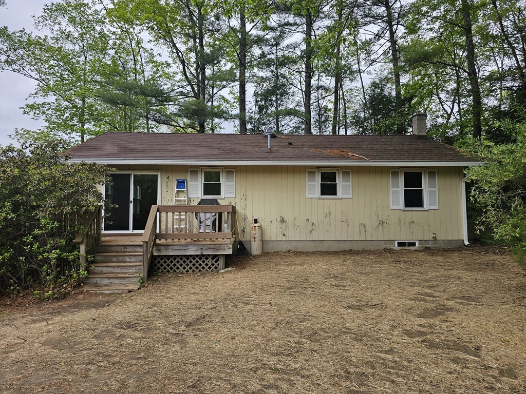 288 Leverett Rd