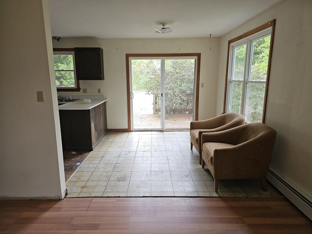 288 Leverett Rd