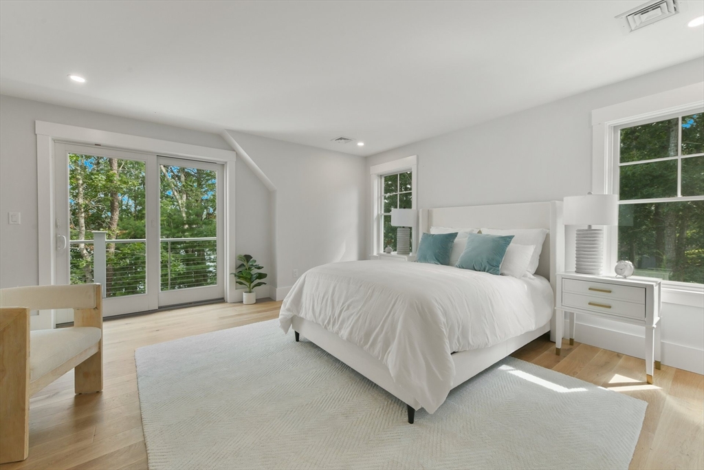 Mashpee, Massachusetts 02649, United States, 4 Bedrooms Bedrooms, ,4 BathroomsBathrooms,Residential,Active,189276