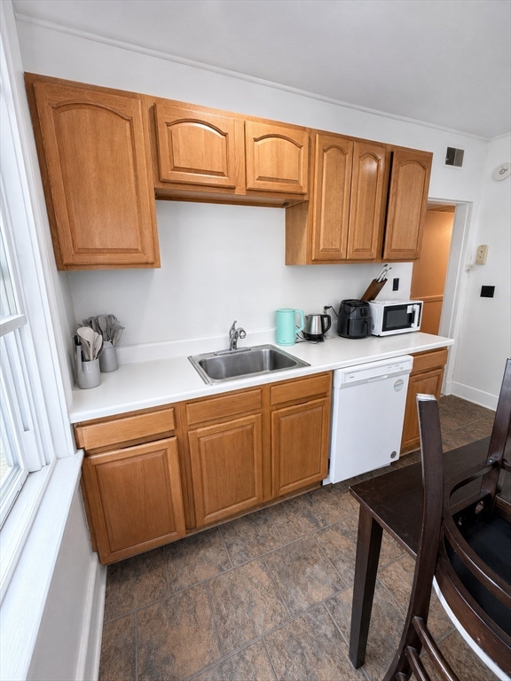 83 Francis St 5