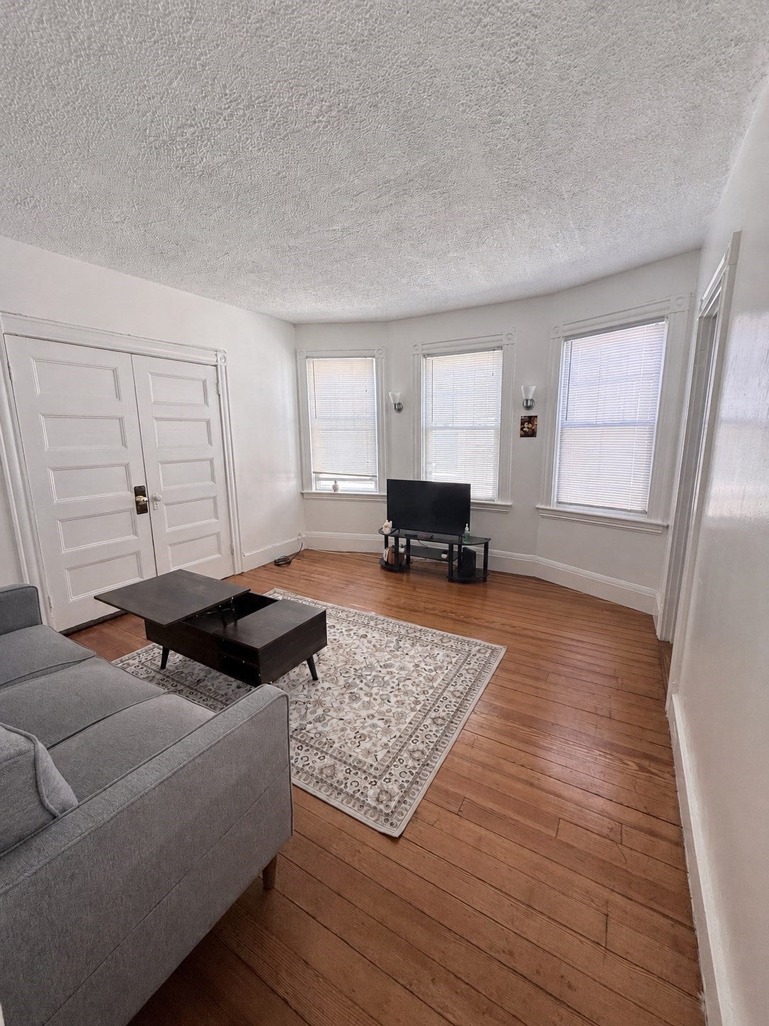83 Francis St 5, Brookline MA 02446