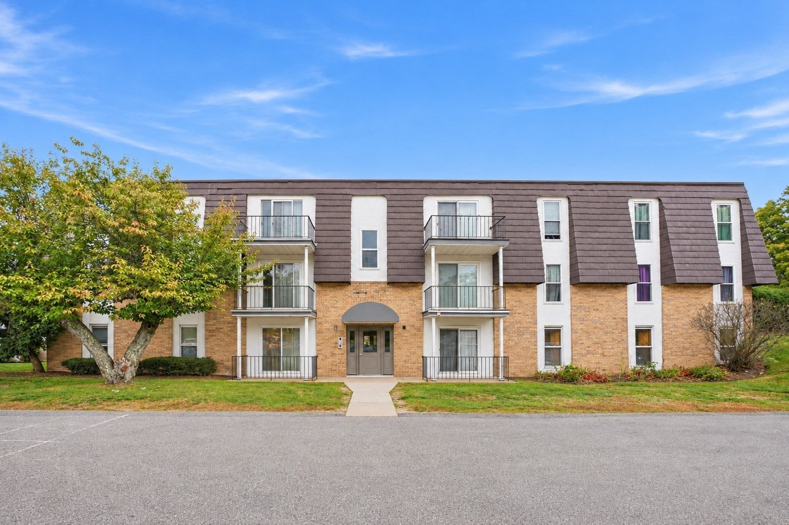 2 Shadowbrook LN #51, Milford, MA, 2 Shadowbrook LN #51, Milford, MA Photo #1