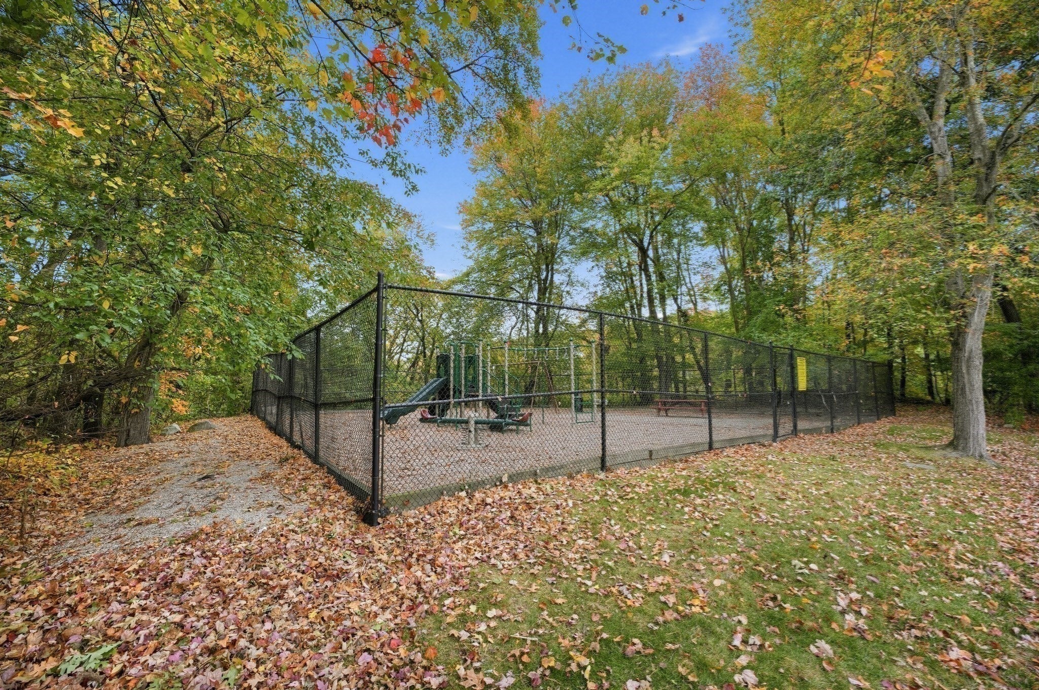 2 Shadowbrook LN #51, Milford, MA, 2 Shadowbrook LN #51, Milford, MA Photo #23