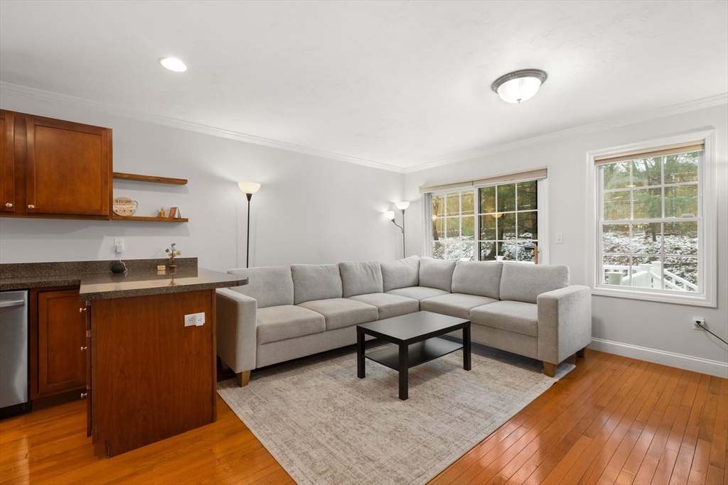 12 Whispering Pine Cir 12