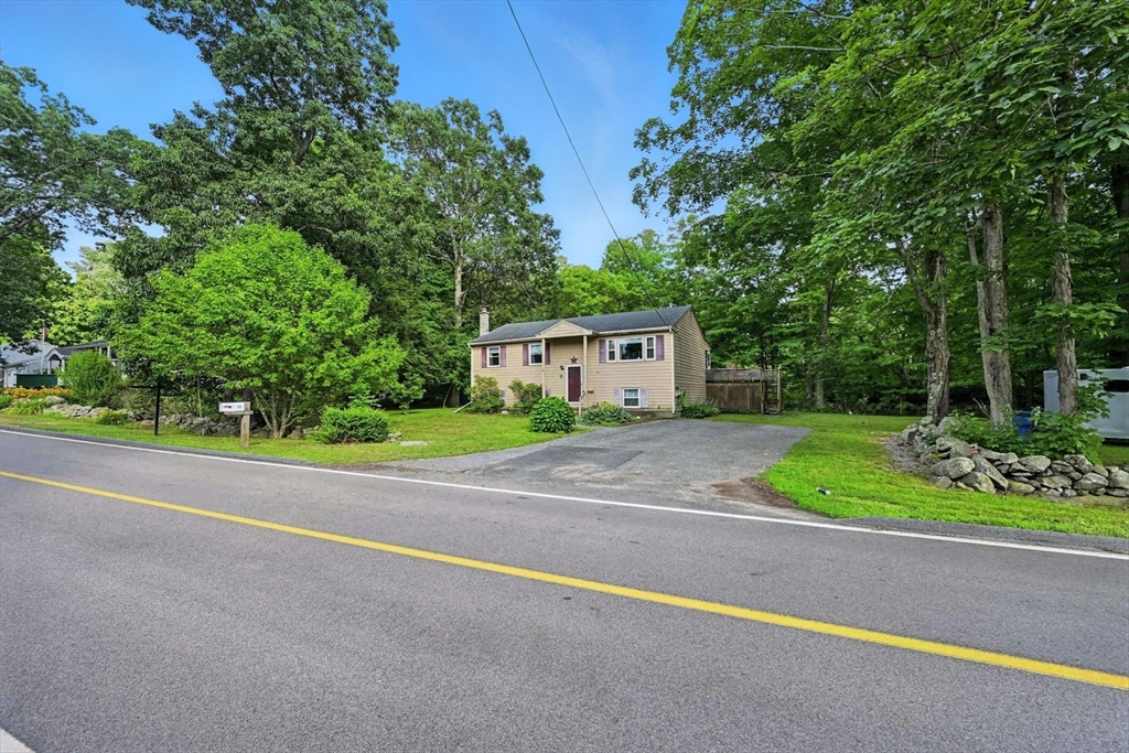 32 Maple St