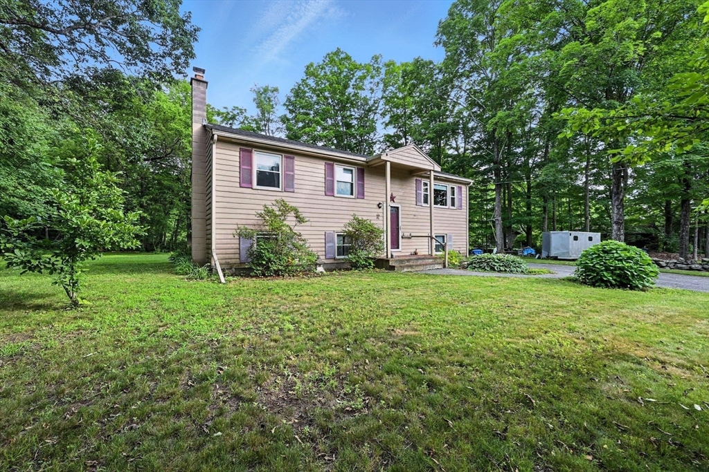 32 Maple St