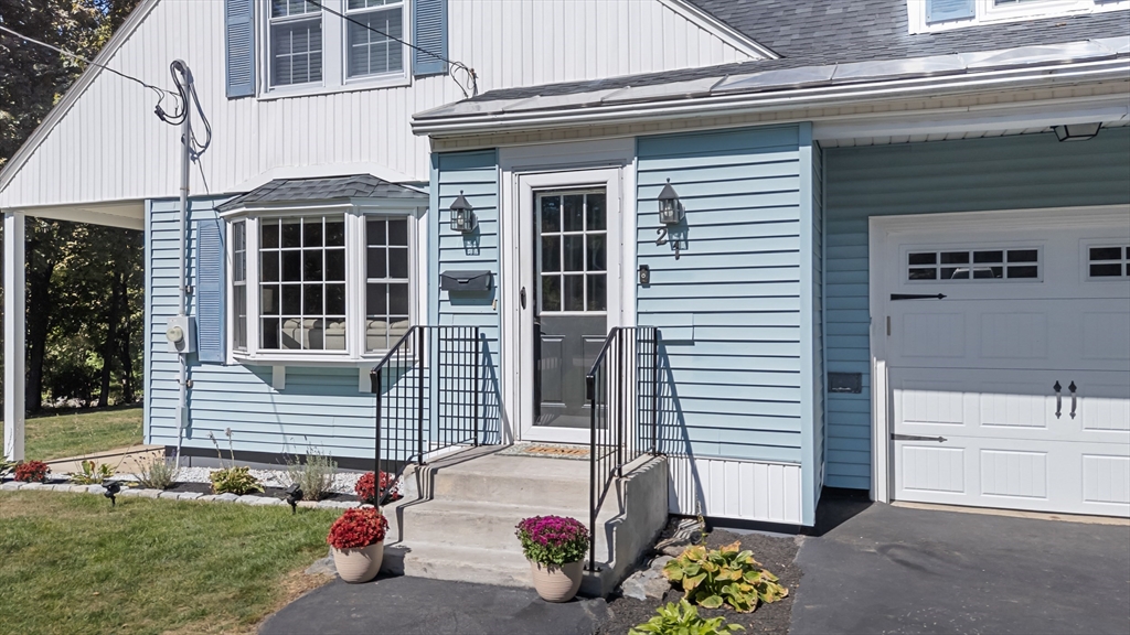 21 Plymouth St
