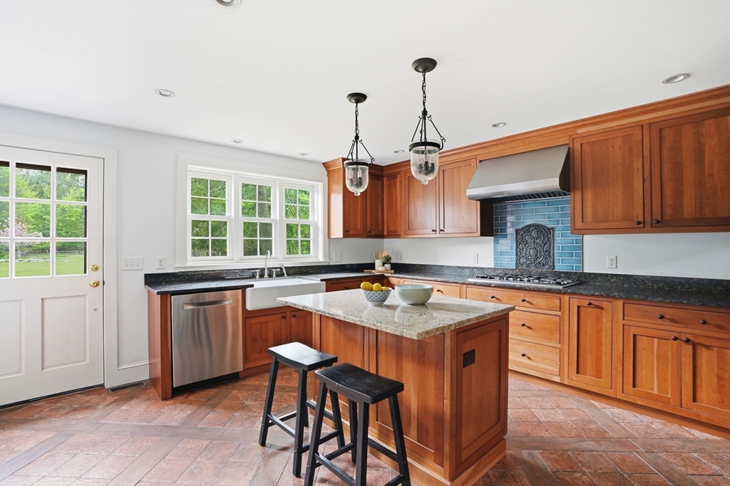 757 Main Street, Hingham, MA, 757 Main Street, Hingham, MA Photo #9
