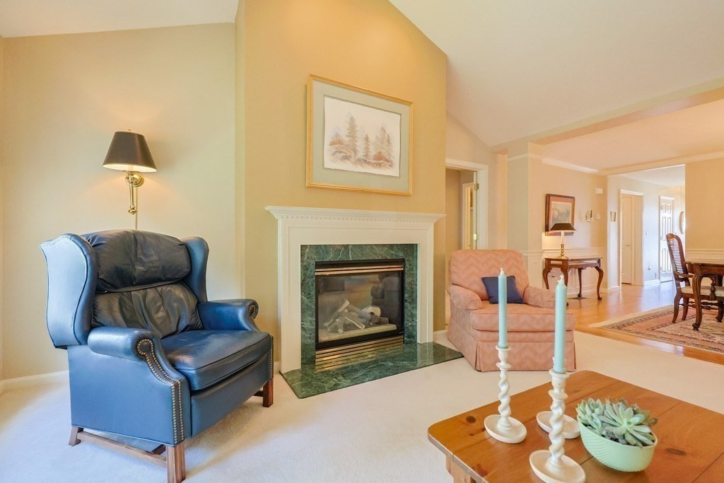9 Shaker Way 9
