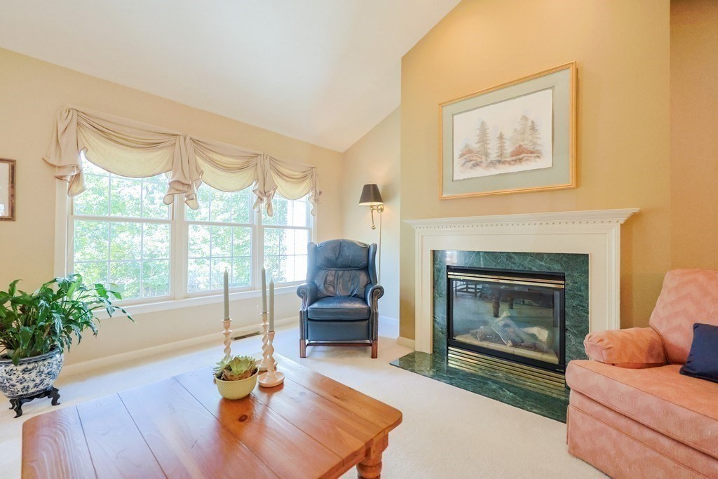 9 Shaker Way 9