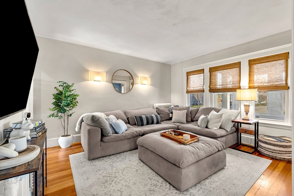 135 Thacher St 135