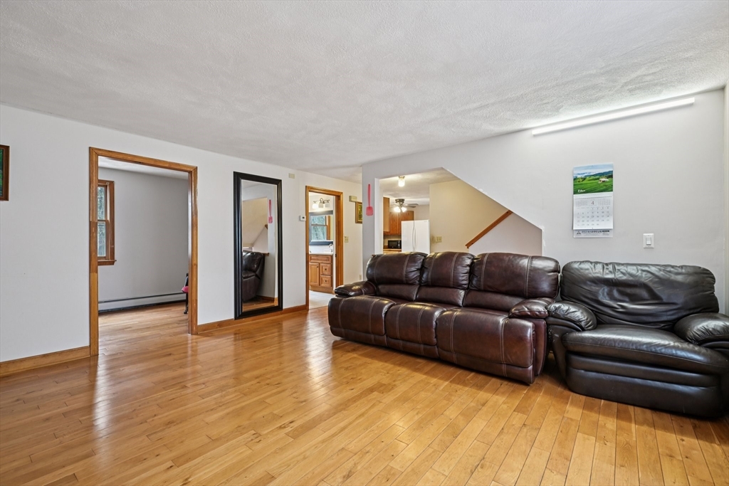 460 Shawsheen Ave