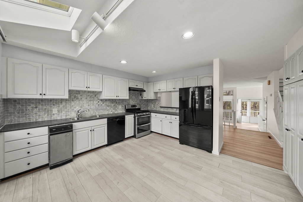 255 North Rd 10