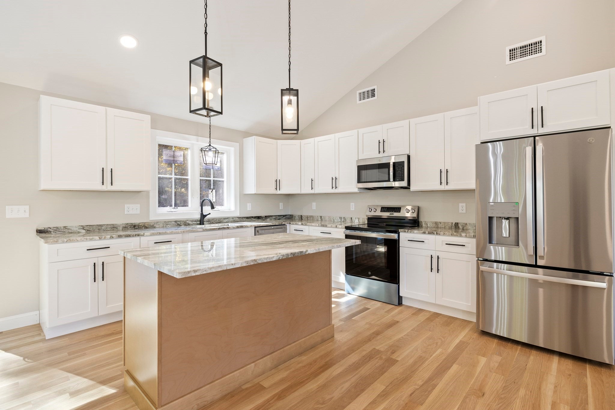 335 Reed Street, Warren, MA, 335 Reed Street, Warren, MA Photo #8