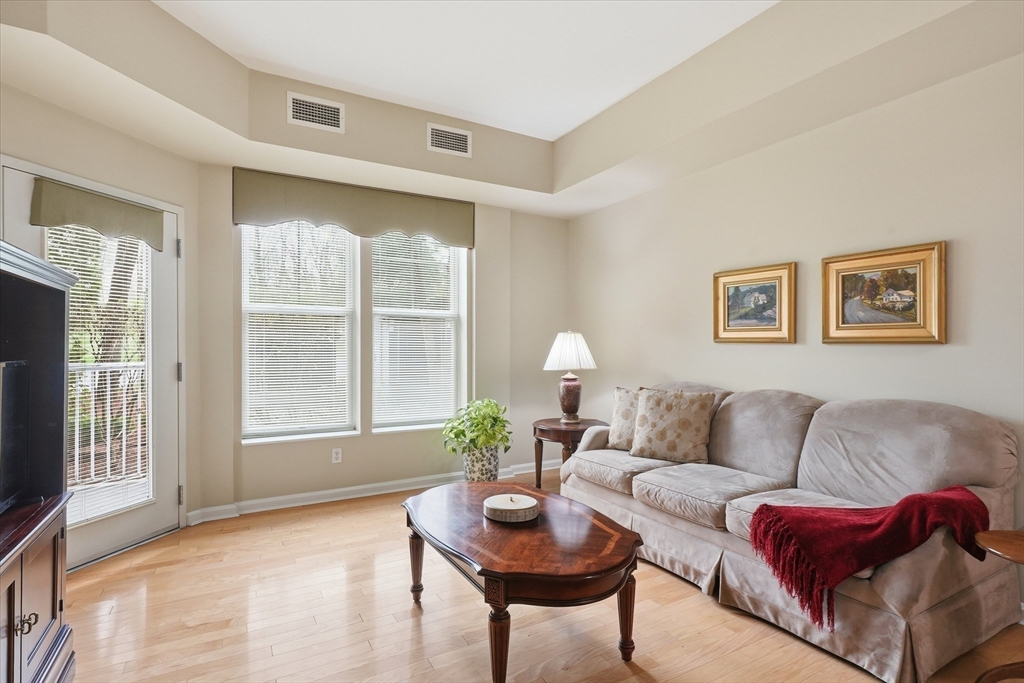 38 Village Rd #110, Middleton, MA Photo #7