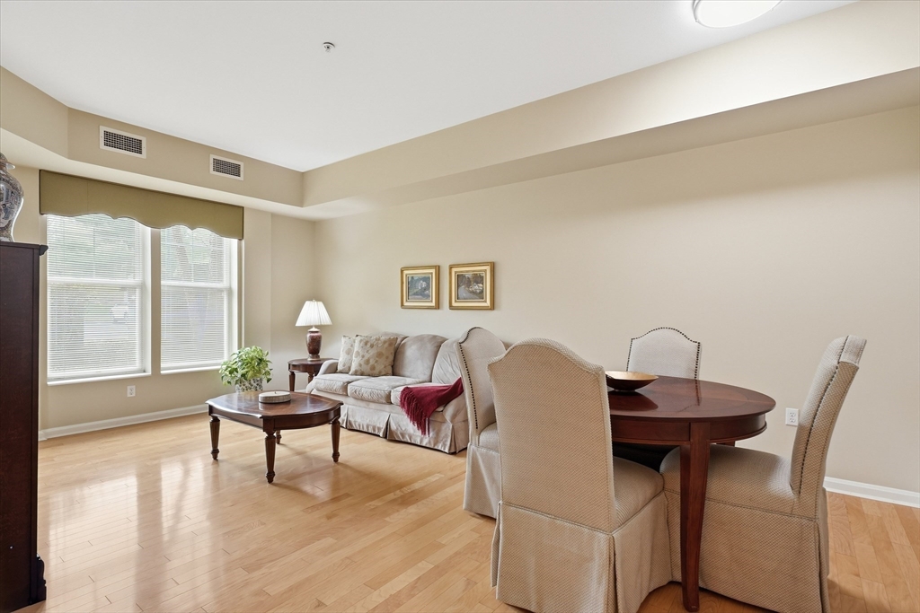 38 Village Rd #110, Middleton, MA Photo #5