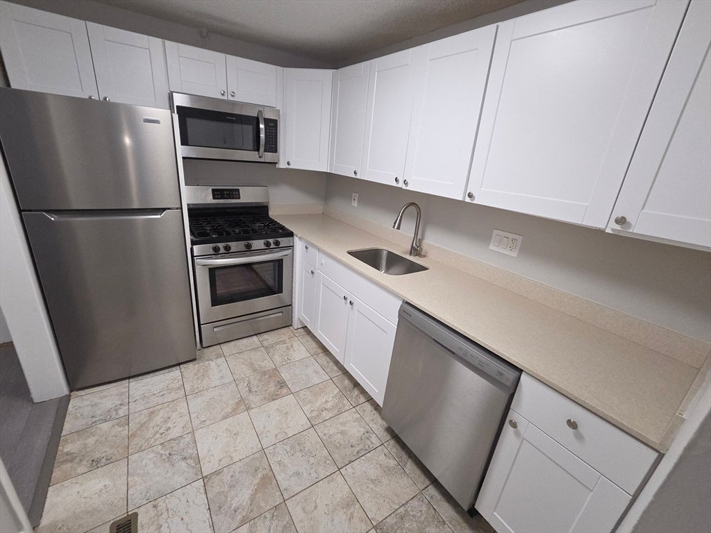 55 David Terrace #23, Norwood, MA, 55 David Terrace #23, Norwood, MA Photo #1
