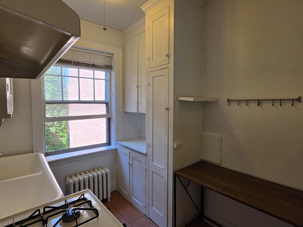 22 Concord AVE #11, Cambridge, MA Photo #8