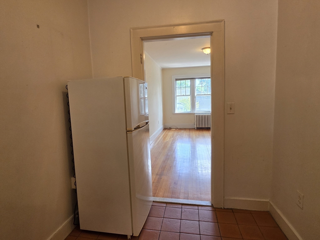 22 Concord AVE #11, Cambridge, MA Photo #10