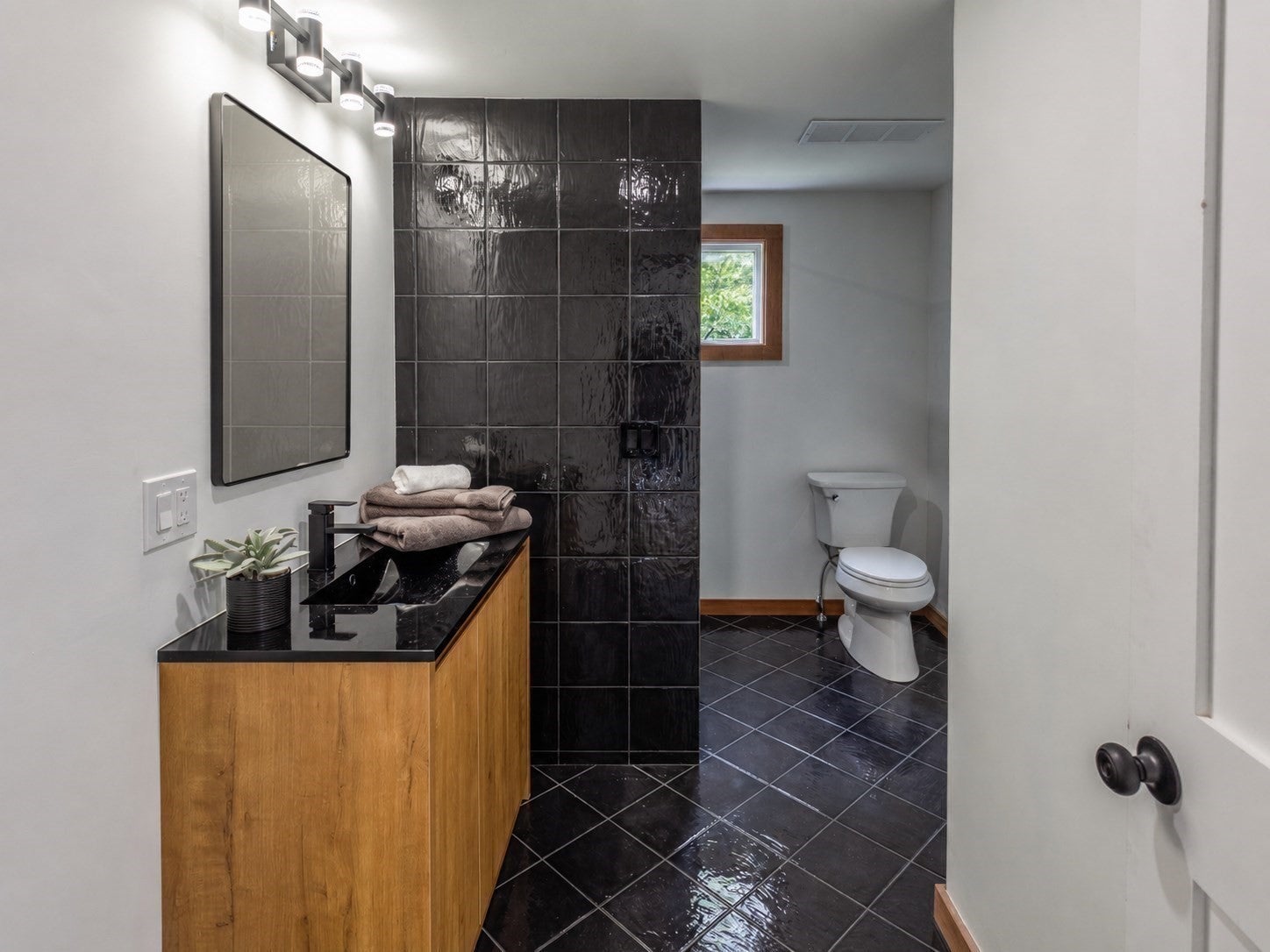 43 Seabreeze Dr, Bourne, MA Photo #32