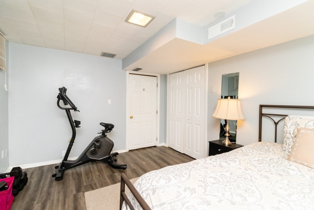 89 Fernandez Cir, Randolph, MA Photo #22