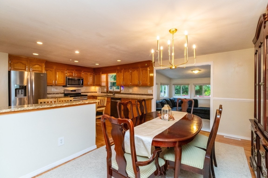 89 Fernandez Cir, Randolph, MA Photo #7