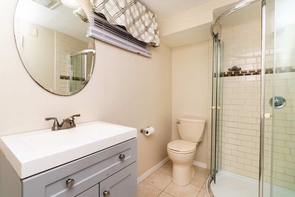 89 Fernandez Cir, Randolph, MA Photo #24