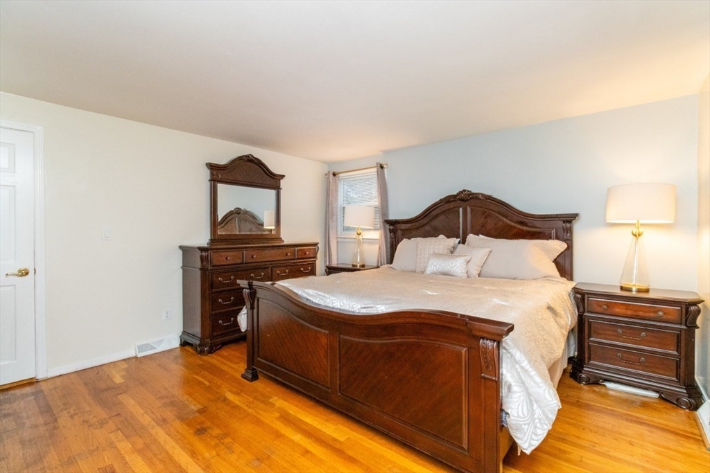 89 Fernandez Cir, Randolph, MA Photo #14