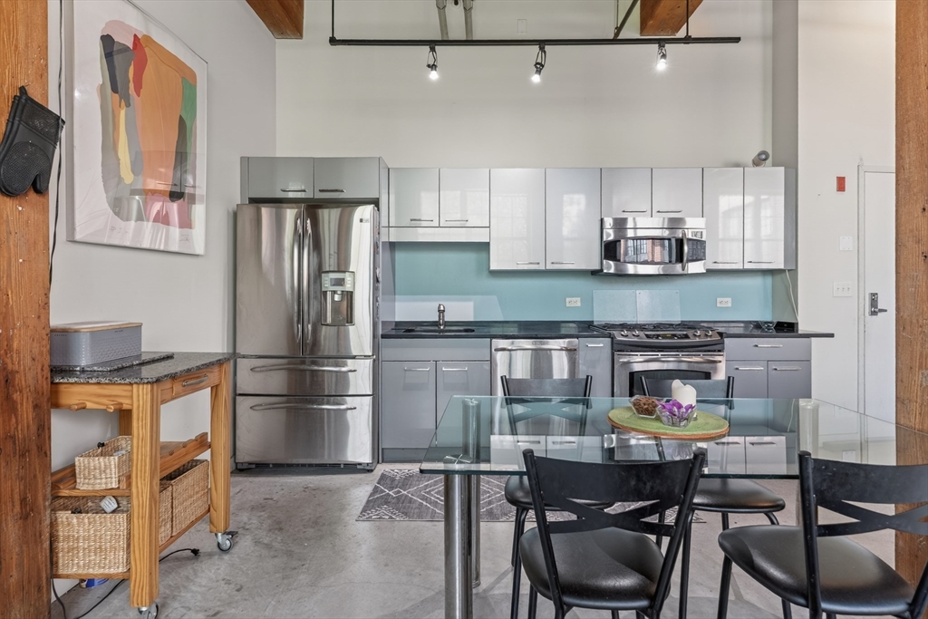 944 Dorchester Ave 34