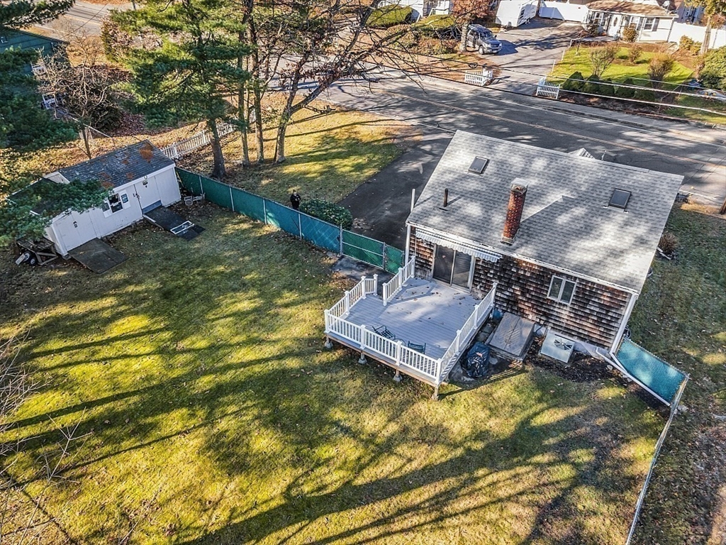 547 Pleasant St