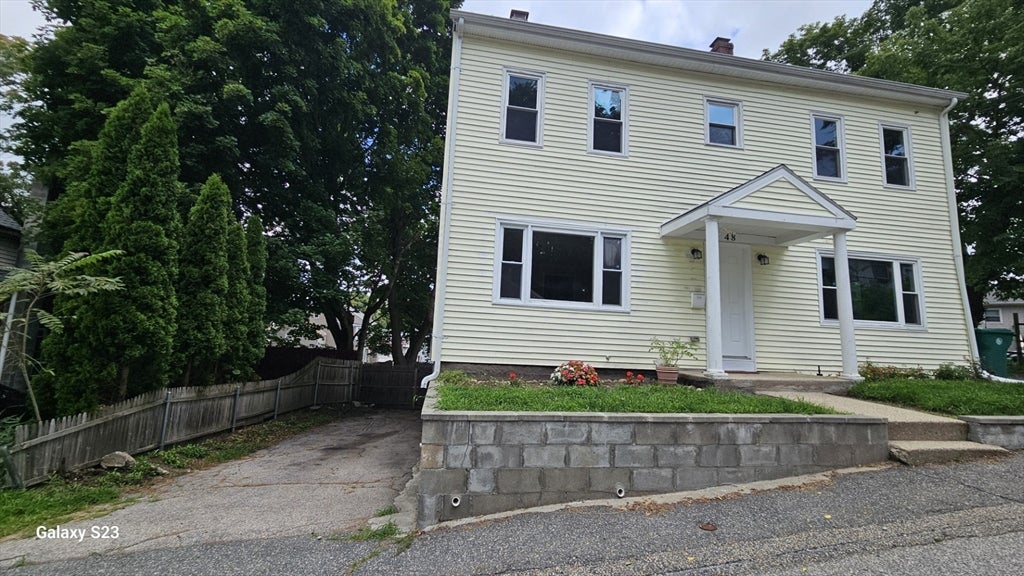 48 Watson St