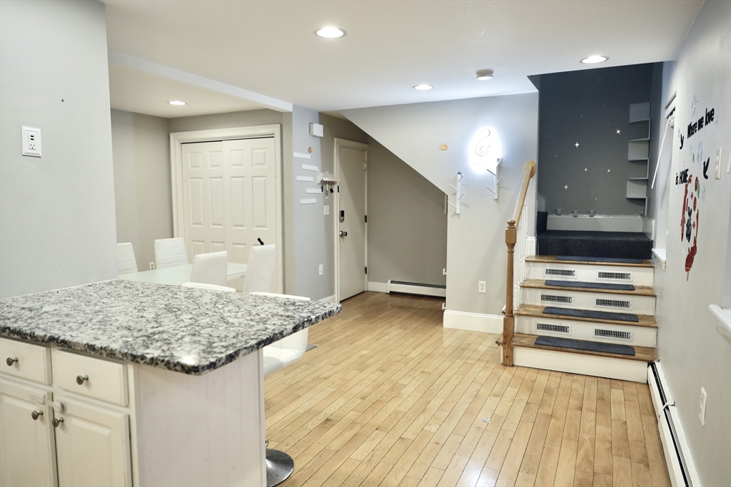 185 Linwood Ave 4