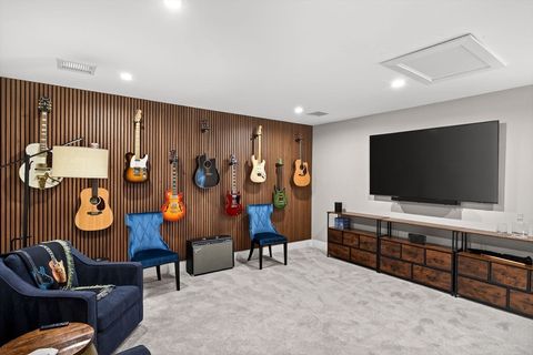 19 Owls Nest Plymouth MA 02360