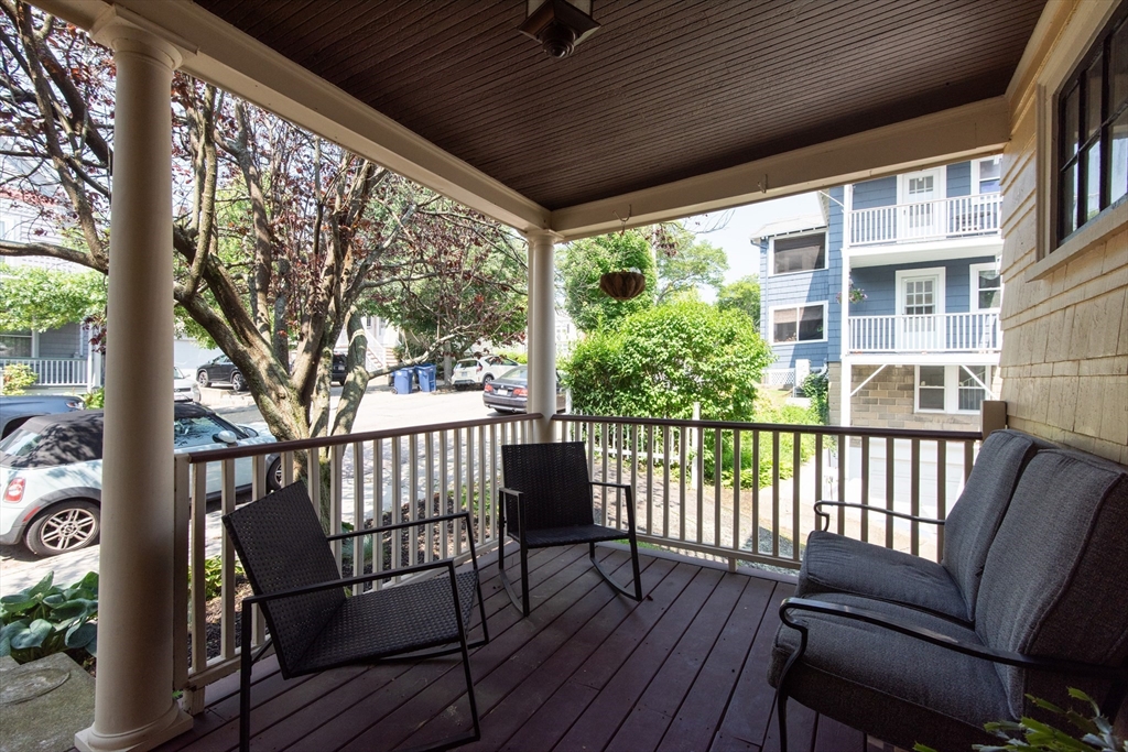 105 Fletcher St 1