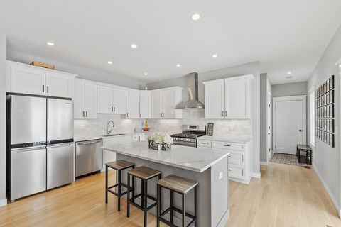 7 Baldwin Ct 7 Harvard MA 01451