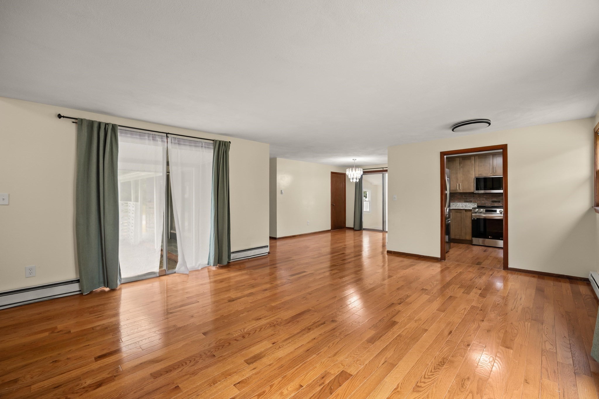 108 Welsford St, Brockton, MA, 108 Welsford St, Brockton, MA Photo #8