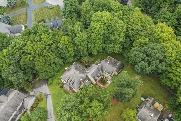 18 Wintergreen Ct 18