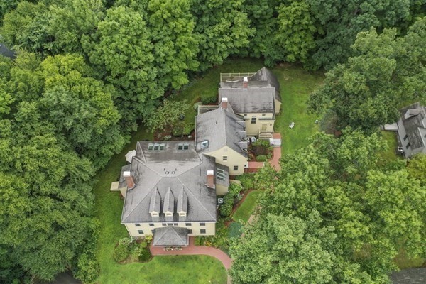 18 Wintergreen Ct 18