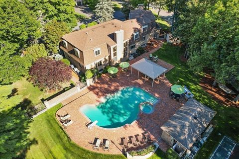 16 Durham Drive Lynnfield MA 01940