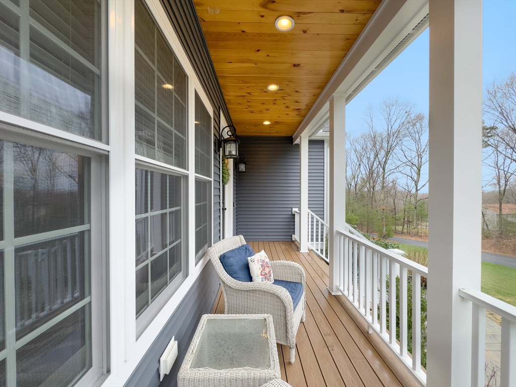 15 Kettle Hill Rd