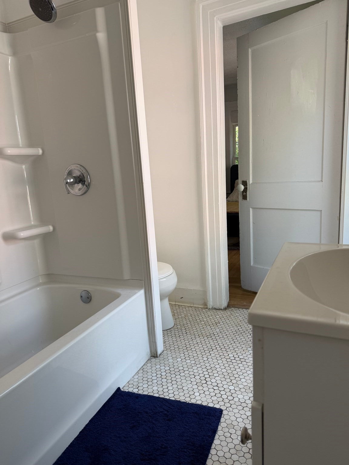 186 Buckingham St, Springfield, MA Photo #19