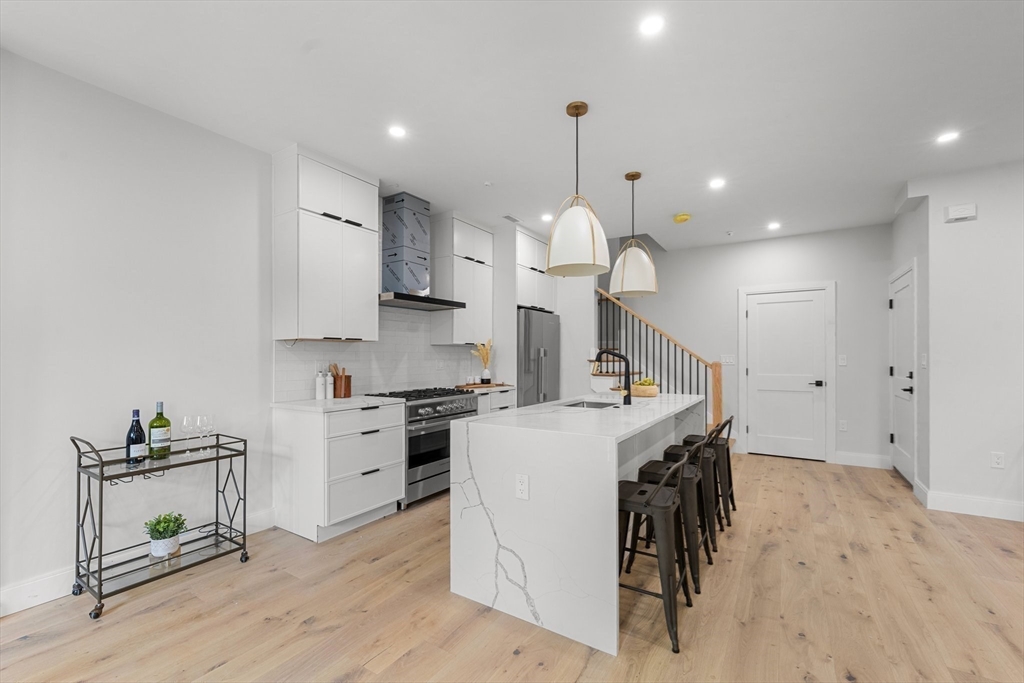 130 Cushing Street 4